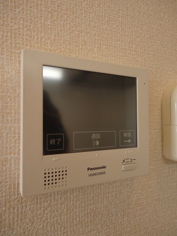 セキュリティ　※TV付インターホン！ 来訪者の顔が見えるから安心☆
