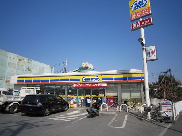 コンビニ　ミニストップ（コンビニ）まで80m