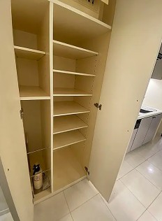 収納　別号室反転タイプ