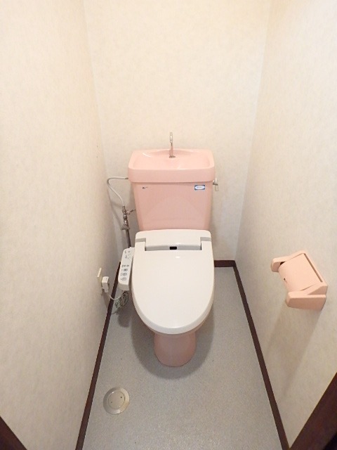 トイレ　図面と現状に相違がある場合には現状を優先