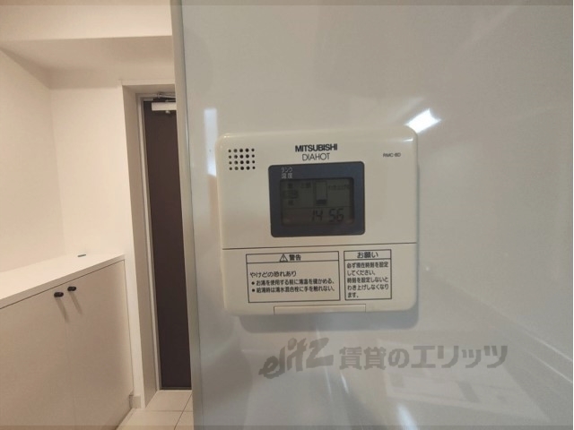 その他設備　給湯器リモコン
