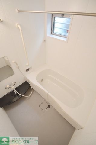 バス・シャワールーム　同建物別号室