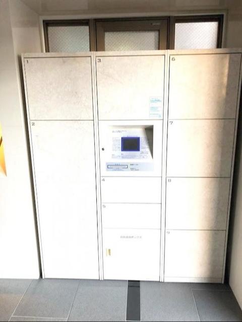 セキュリティ　宅配ボックス付き！