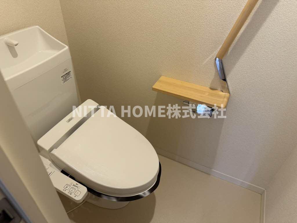 トイレ　もちろんウォシュレット付きのトイレです◇