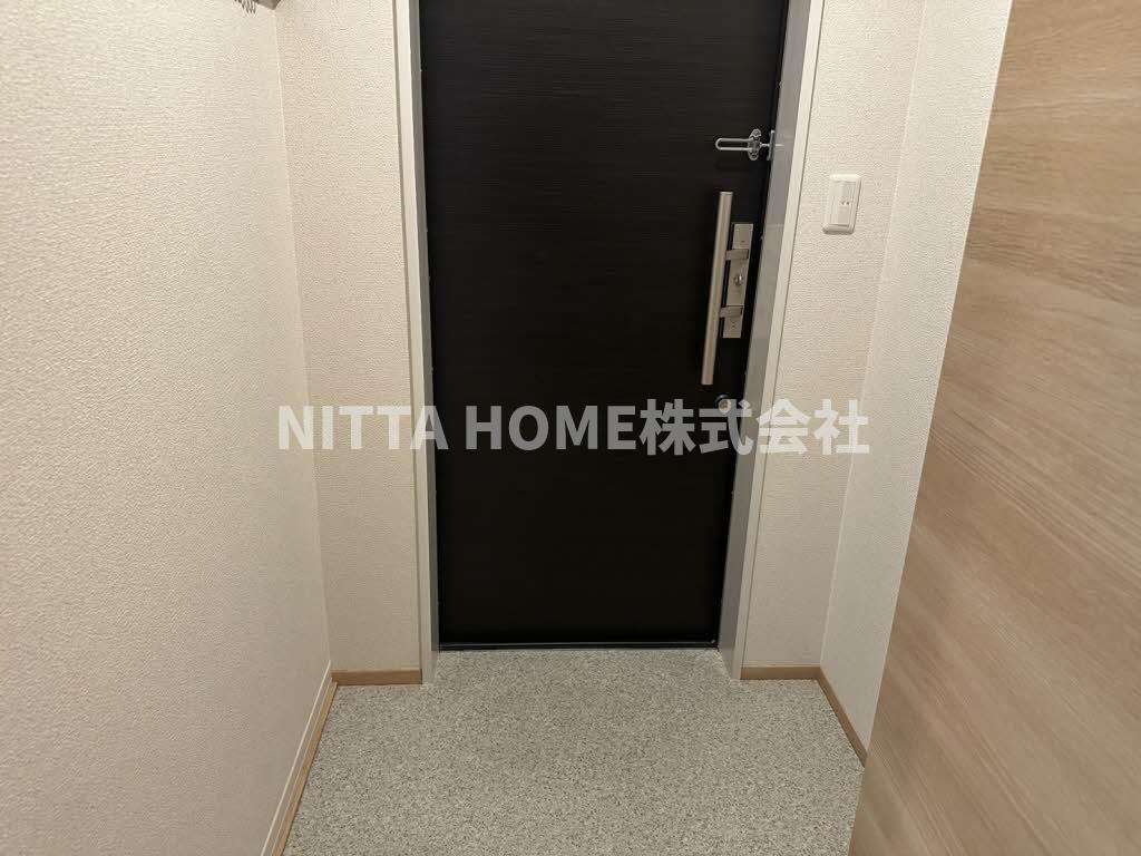 玄関　玄関には収納がありますよー(^^)/
