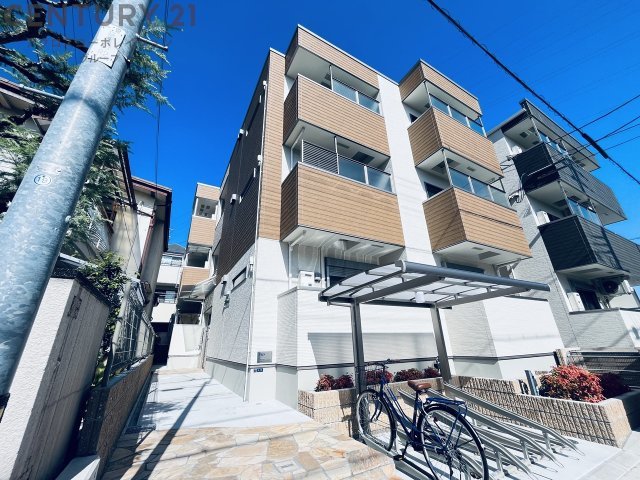 建物外観　オートロック付きで安心です♪