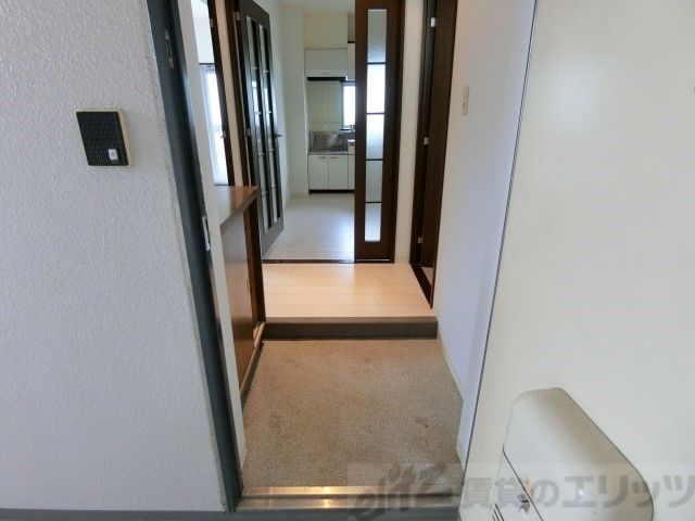 玄関　バルコニー