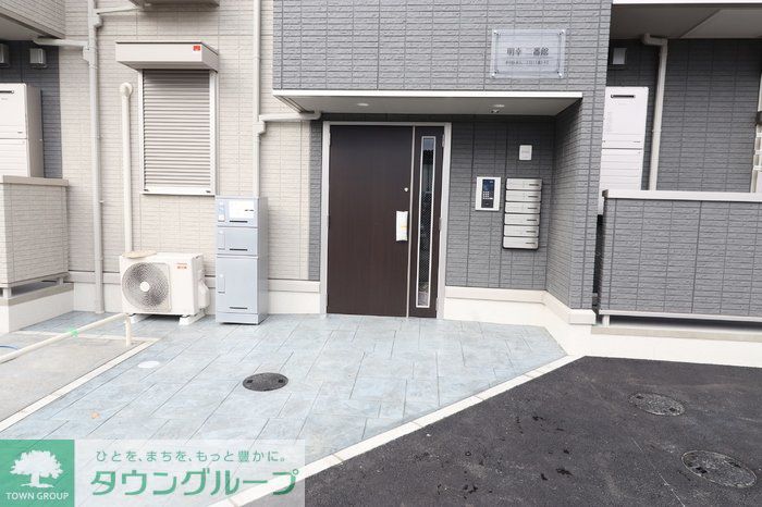エントランス　お問合せはタウンハウジングまで！※現地待合わせ相談可能