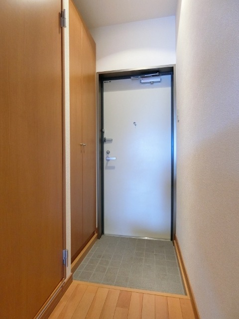 玄関　図面と現状に相違がある場合には現状を優先