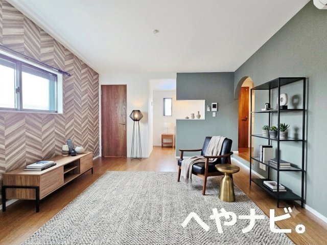 居室・リビング　※現況優先、家具等はAI加工によるイメージ画像です。