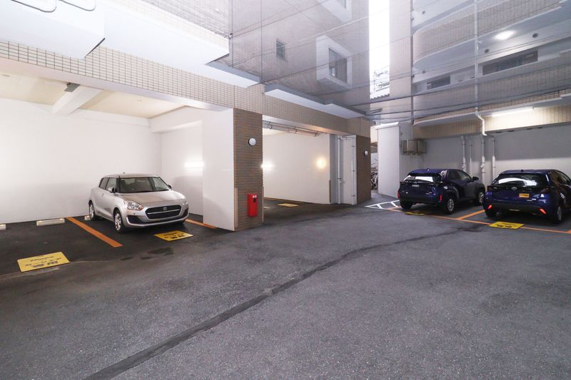 駐車場　車をお持ちの方に嬉しい駐車場付きの物件です