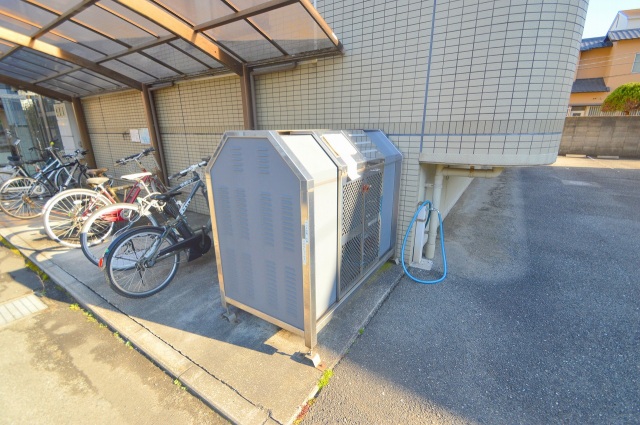 コンビニ　セブンイレブン大正町店（コンビニ）まで253m