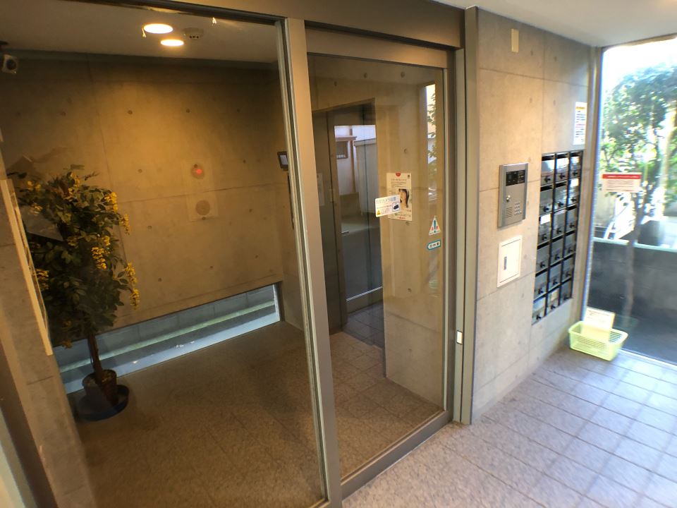 エントランス