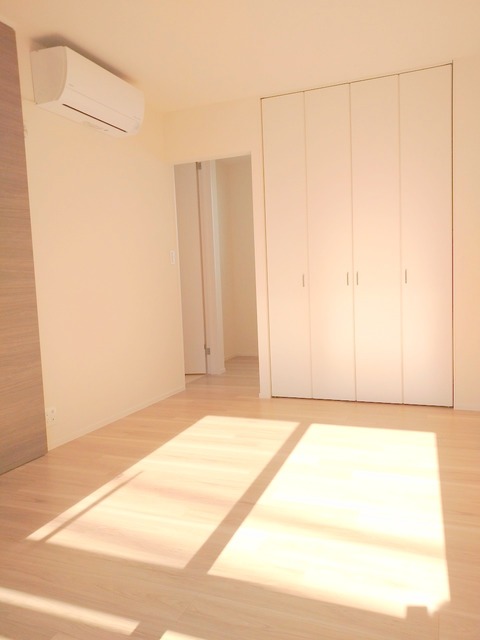 その他部屋・スペース　★明るいフローリングのお部屋です★