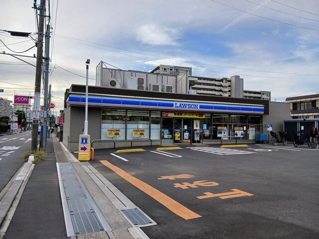 コンビニ　ローソンさいたま大成町4丁目店（コンビニ）まで500m