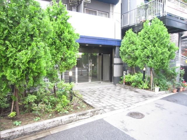 エントランス　エントランス