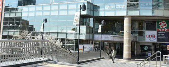 スーパー　ライフ大泉学園駅前店（スーパー）まで870m