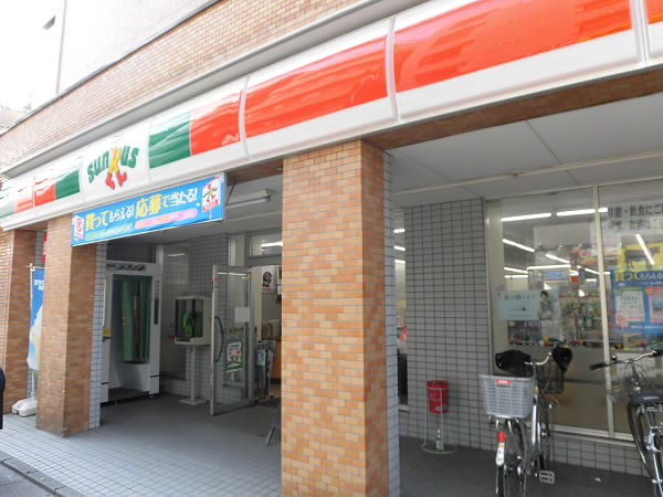 コンビニ　サンクス（コンビニ）まで108m