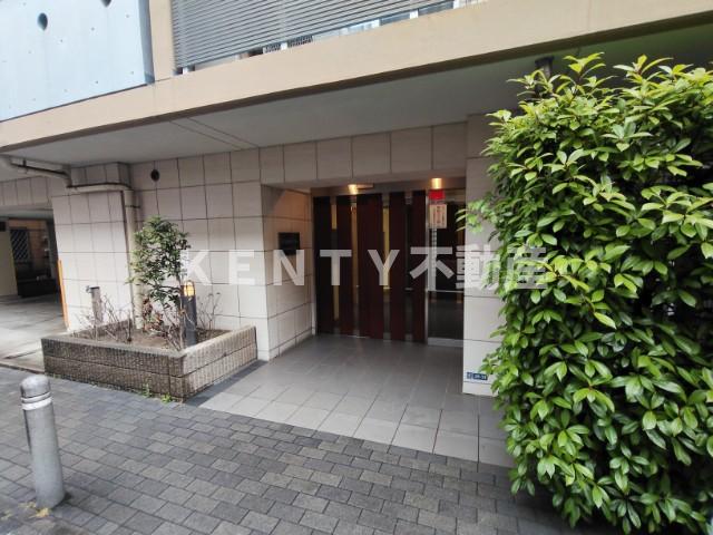 エントランス　ゆとりのあるエントランスです