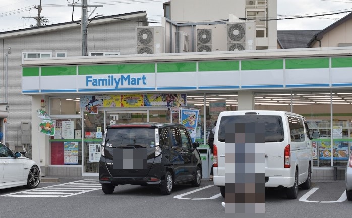 コンビニ　ファミリーマート 昭和安田通三丁目店（コンビニ）まで628m