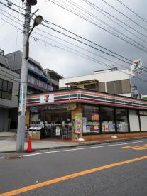 コンビニ　セブンイレブン 亀戸三丁目店（コンビニ）まで96m