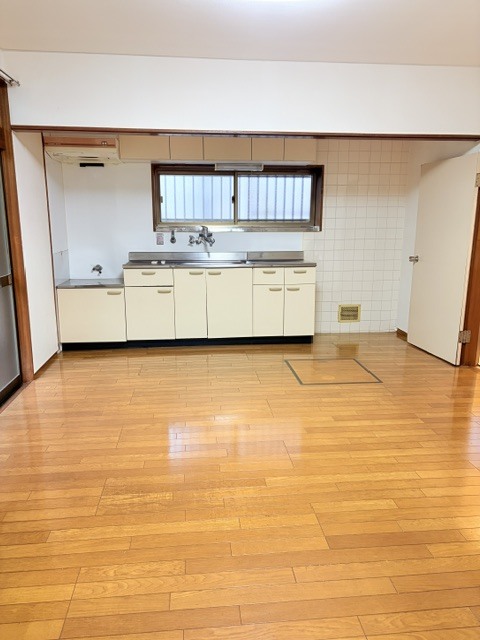 ＪＲ中央線 西荻窪駅 徒歩3分 2階建 築49年のキッチン写真