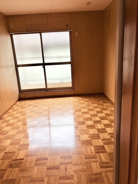 ＪＲ中央線 西荻窪駅 徒歩3分 2階建 築49年の内装写真