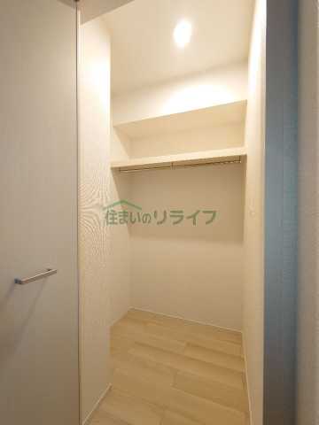 収納　別部屋参考写真となります。