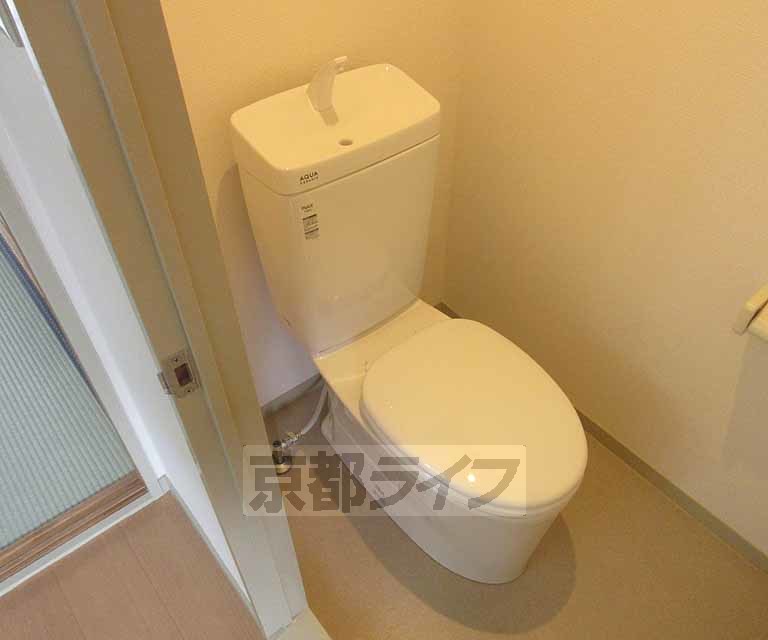 トイレ　清潔感のあるトイレです！