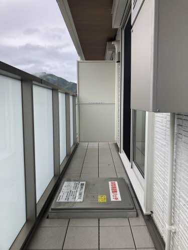 バルコニー