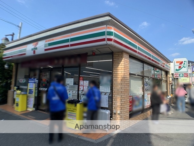 コンビニ　セブンイレブン（コンビニ）まで848m