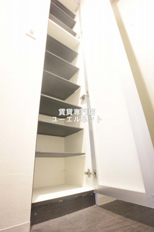 その他設備　収納力たっぷりのシューズボックスで玄関すっきり！
