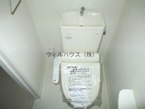 トイレ　ウォシュレット付きです！