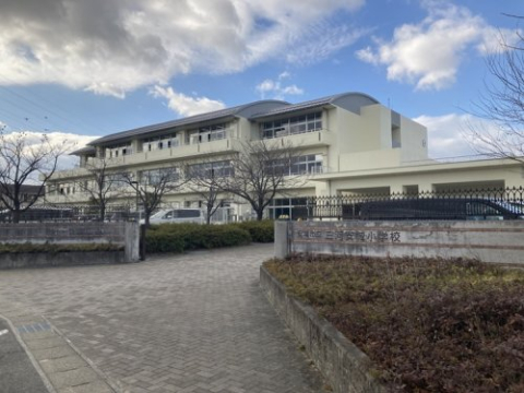 小学校　安城市立三河安城小学校（小学校）まで1100m