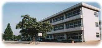小学校　太子町立斑鳩小学校（小学校）まで749m