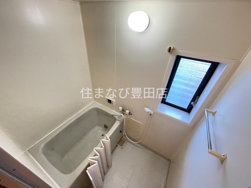 バス・シャワールーム　同型別部屋写真