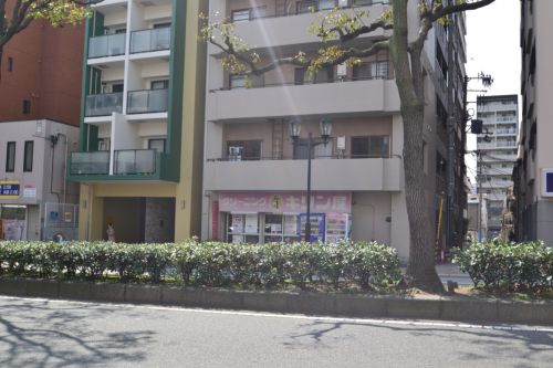 その他　（有）キリン屋　クリーニング店（その他）まで326m