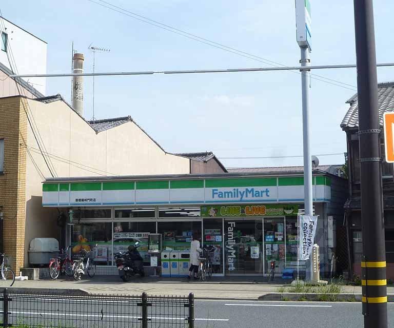 コンビニ　ファミリーマート唐橋羅城門店（コンビニ）まで168m