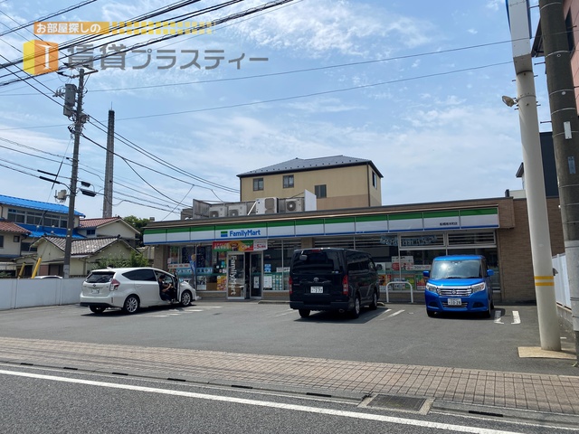 コンビニ　ファミリーマート船橋南本町店（コンビニ）まで158m