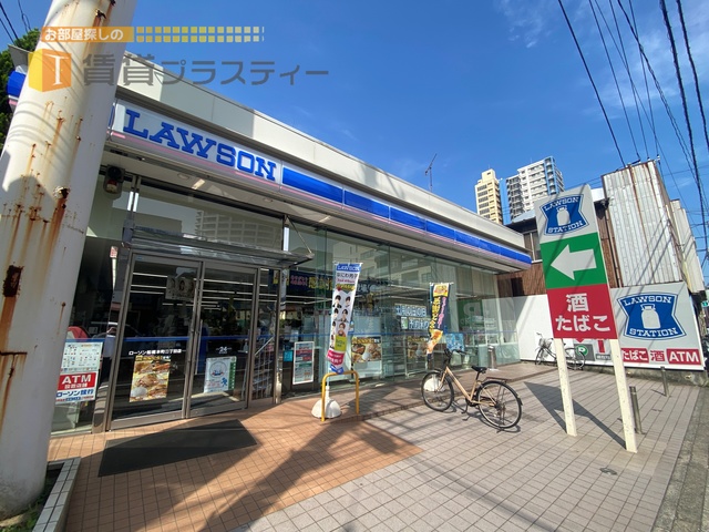 コンビニ　ローソン船橋本町二丁目店（コンビニ）まで411m