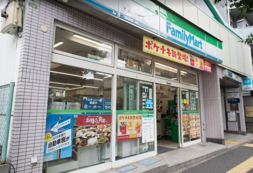 コンビニ　ファミリーマート 本駒込駅前店（コンビニ）まで453m