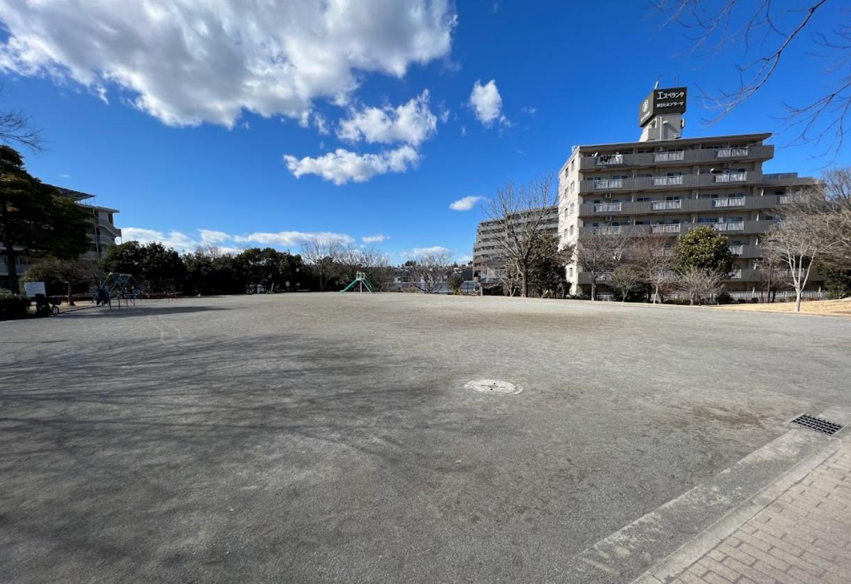 公園　あゆみが丘公園（公園）まで1044m