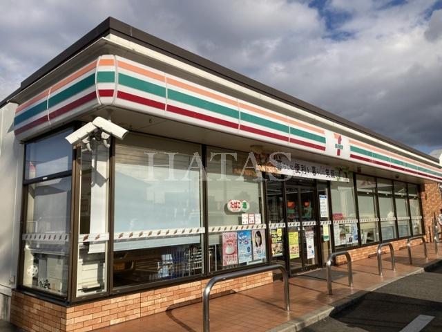コンビニ　セブン－イレブン　安城緑町１丁目店（コンビニ）まで600m