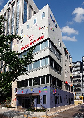 幼稚園・保育園　堀江敬愛保育園（幼稚園・保育園）まで249m