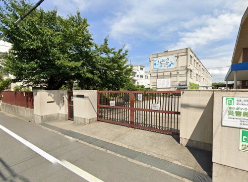 中学校　大阪市立十三中学校（中学校）まで741m