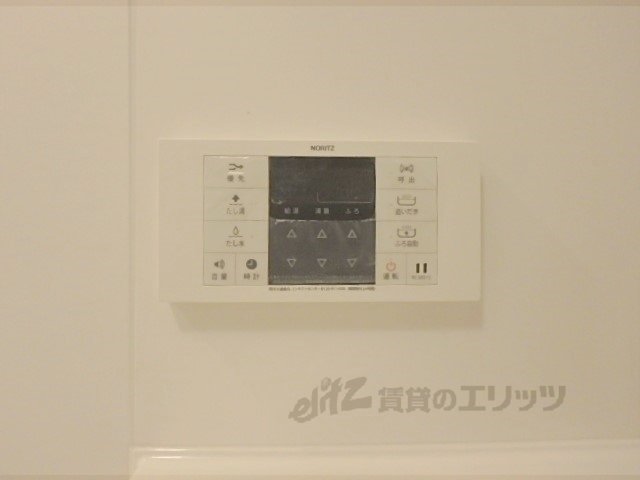 その他設備　給湯器リモコン