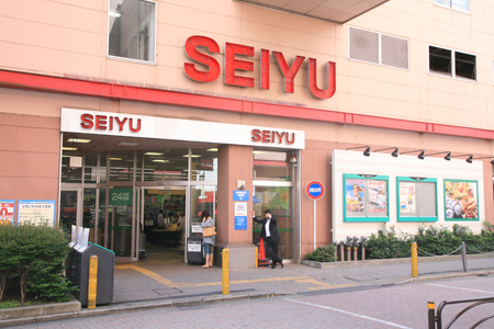 スーパー　西友 新小岩店（スーパー）まで390m