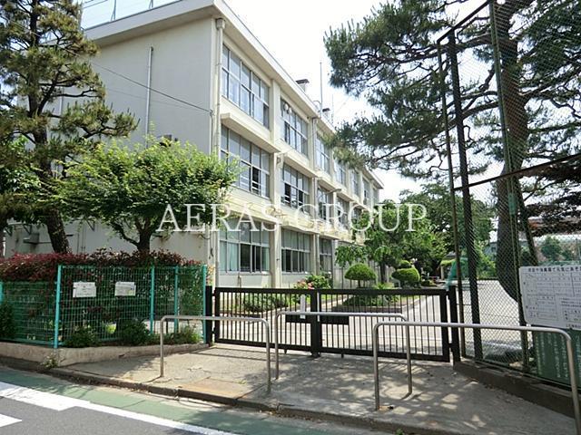 小学校　練馬区立上石神井小学校（小学校）まで1065m