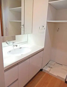 洗面設備　別タイプ部屋　参考写真です