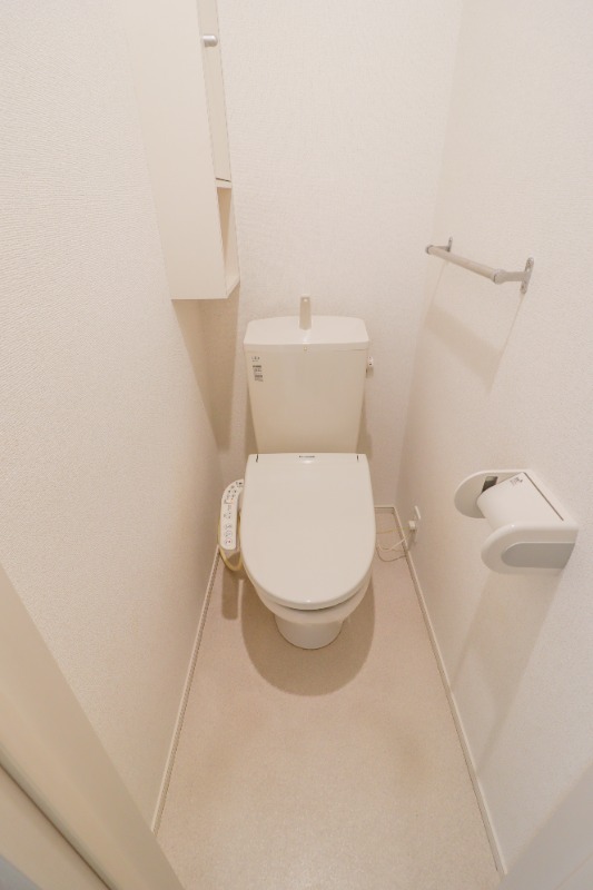 トイレ　図面と現状に相違がある場合には現状を優先
